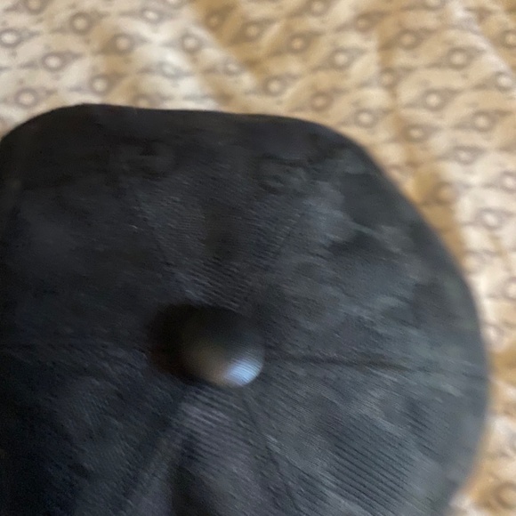 Gucci hat - Picture 6 of 11